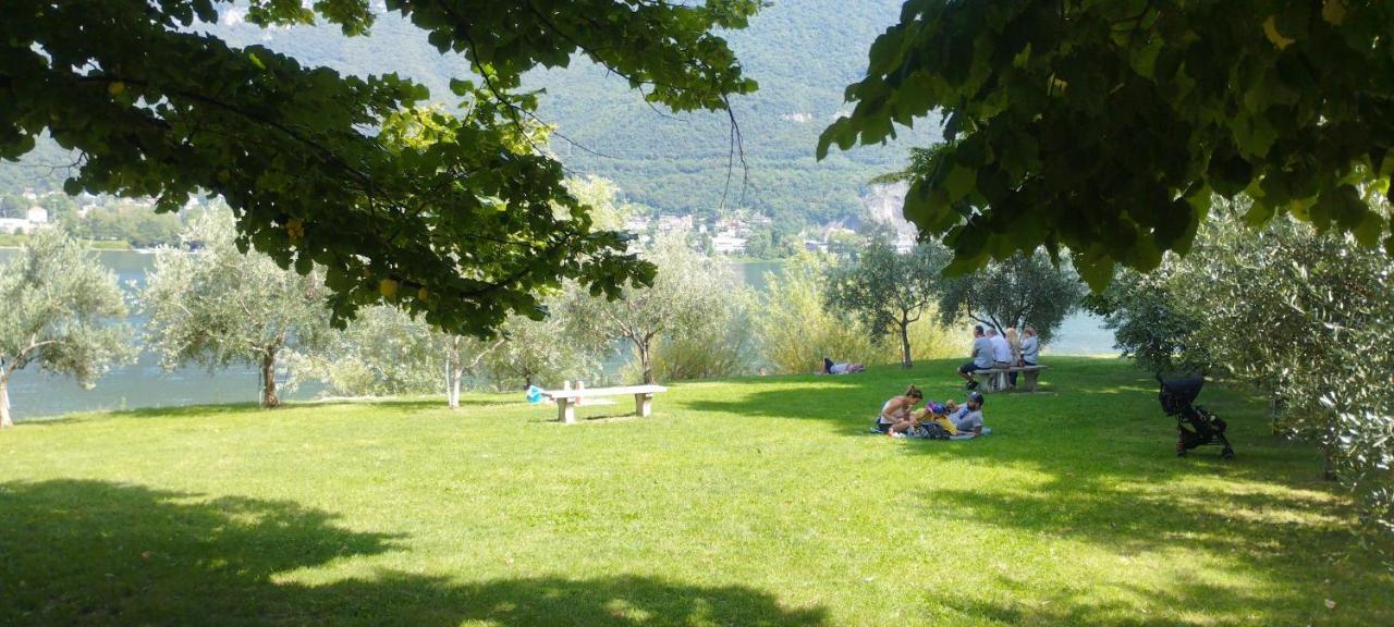 Vista Lago Lecco - Neiade Guest House Pescate Exterior foto