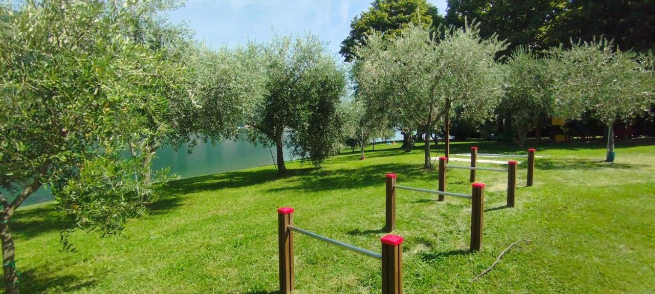 Vista Lago Lecco - Neiade Guest House Pescate Exterior foto